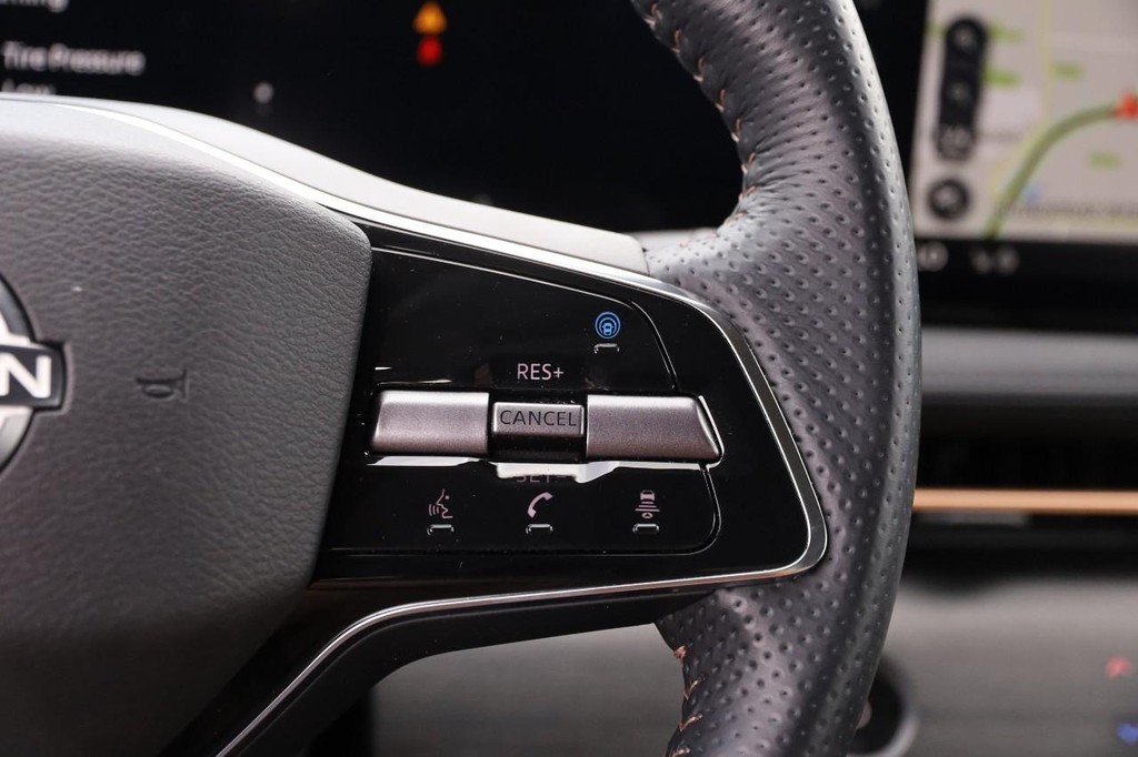 Nissan ARIYA Vehicle Full-screen Gallery Image 14