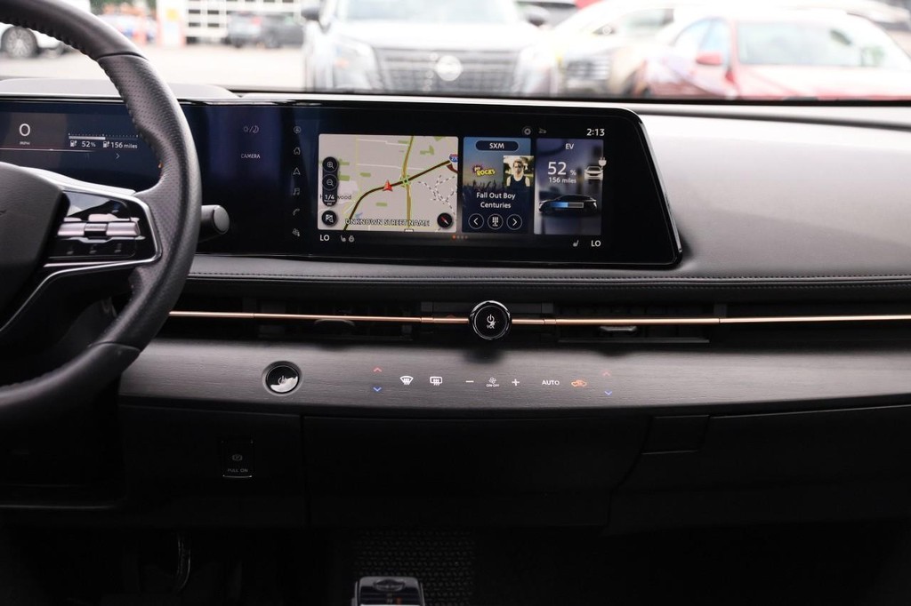 Nissan ARIYA Vehicle Full-screen Gallery Image 27