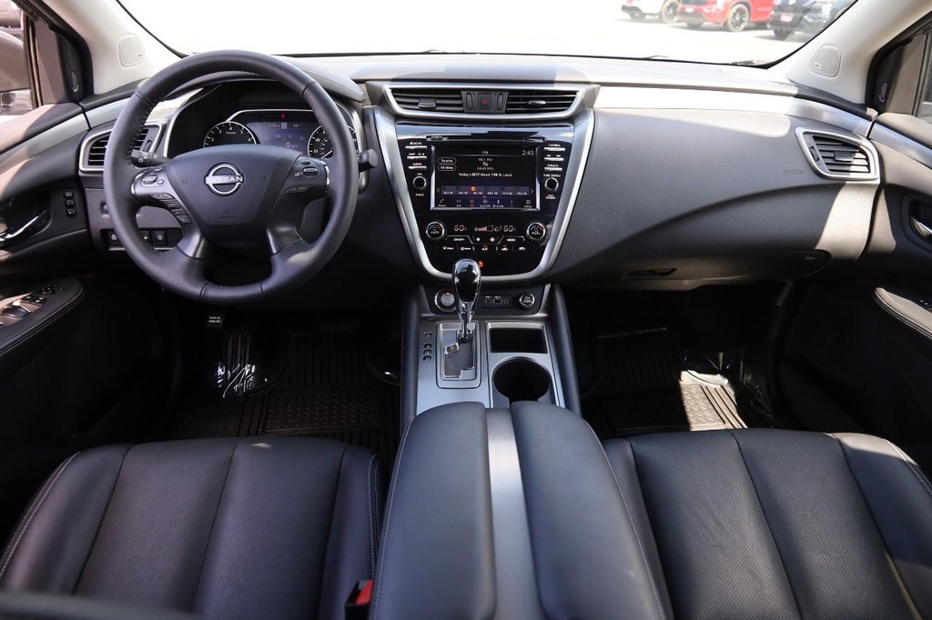 Nissan Murano Vehicle Image 24
