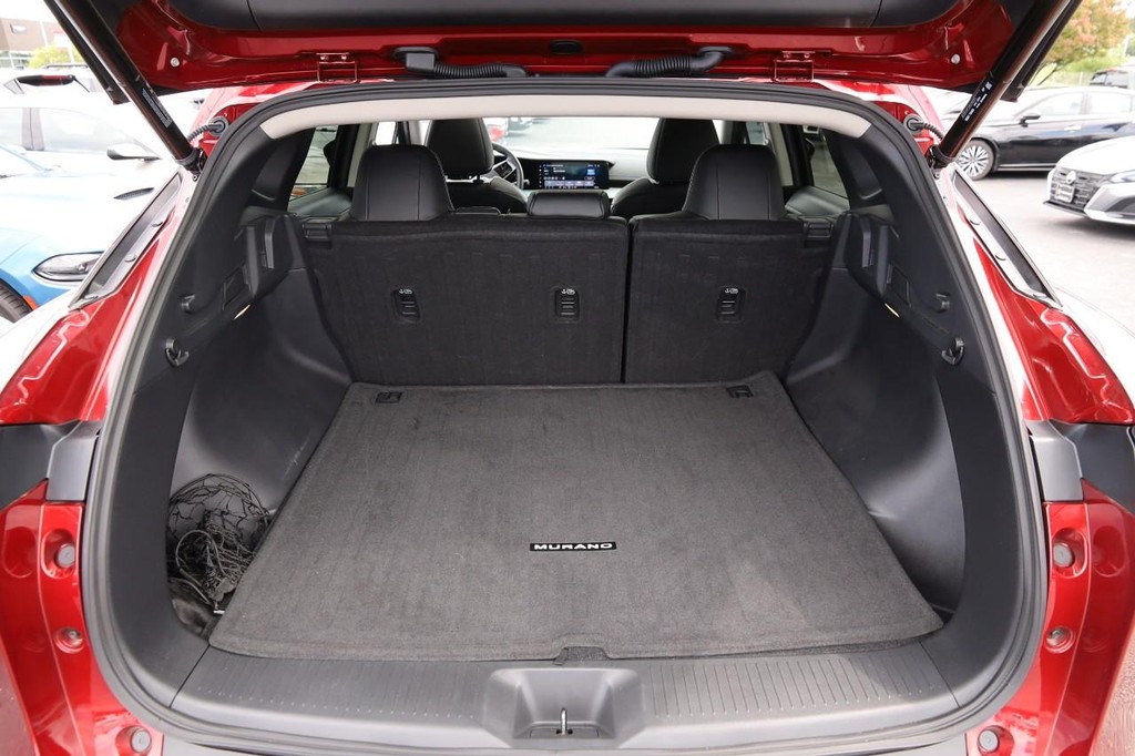 Nissan Murano Vehicle Full-screen Gallery Image 7