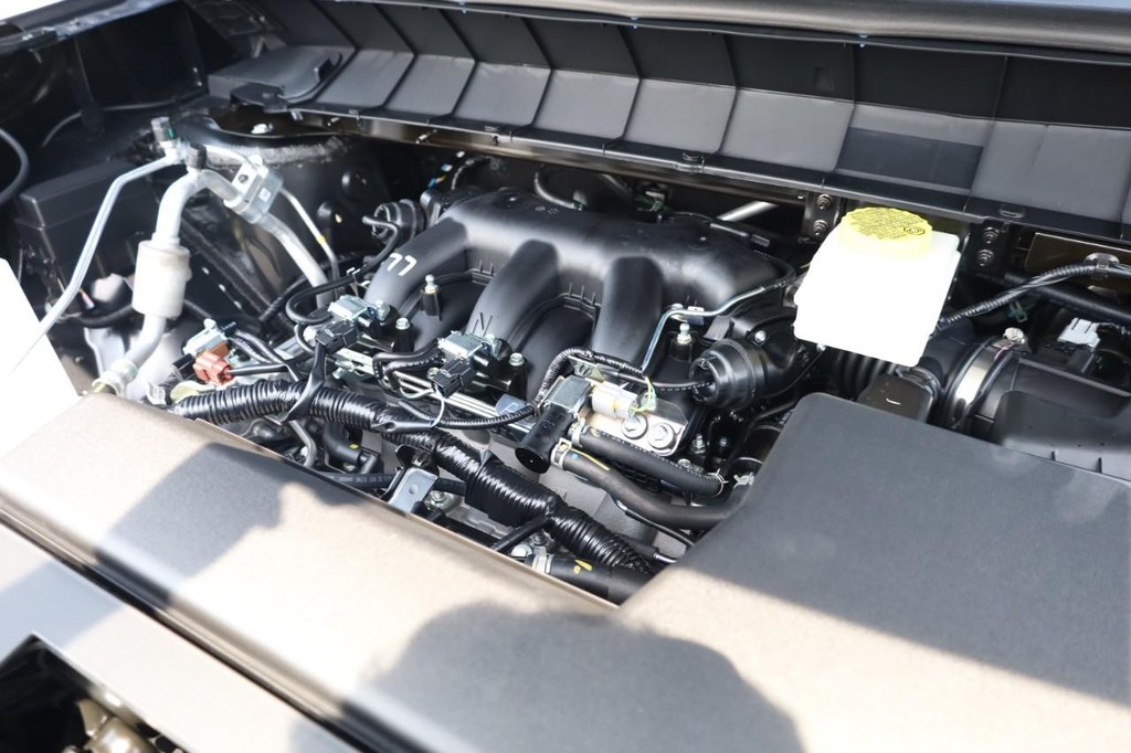 Nissan Pathfinder Vehicle Full-screen Gallery Image 23