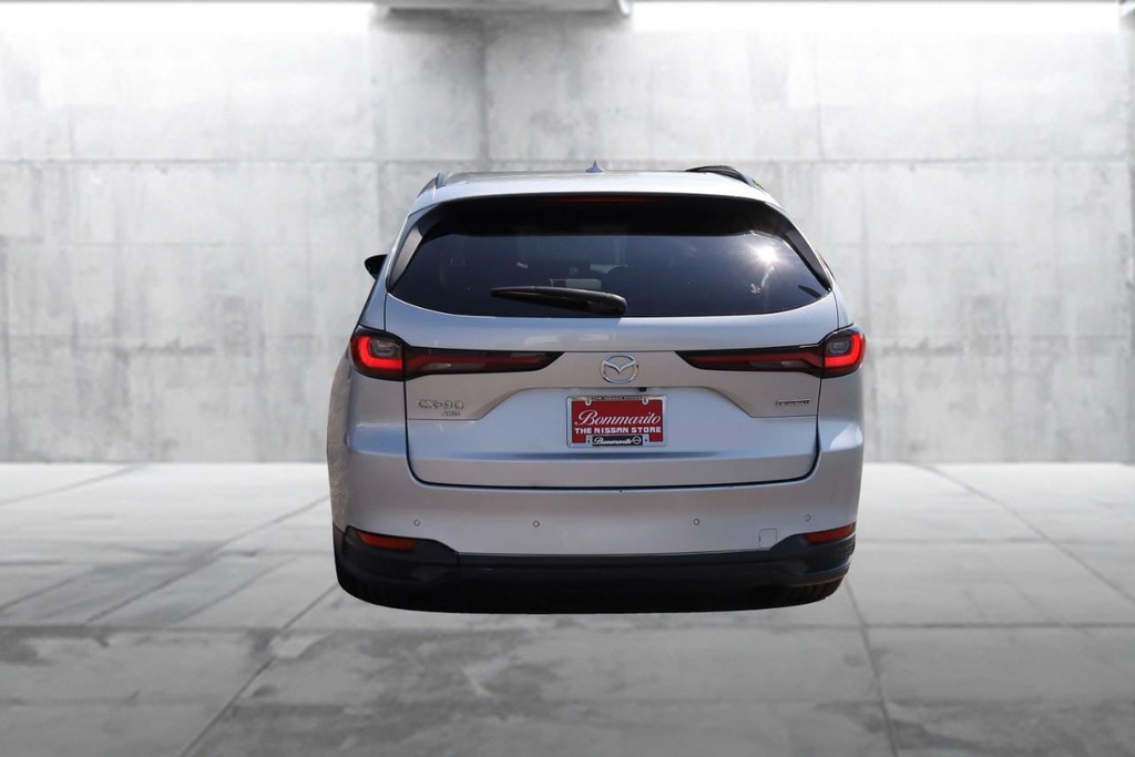 Mazda CX-90 Vehicle Image 06