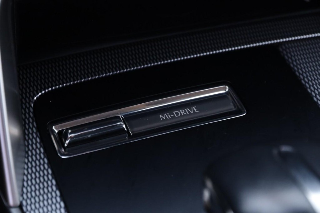 Mazda CX-90 Vehicle Image 23