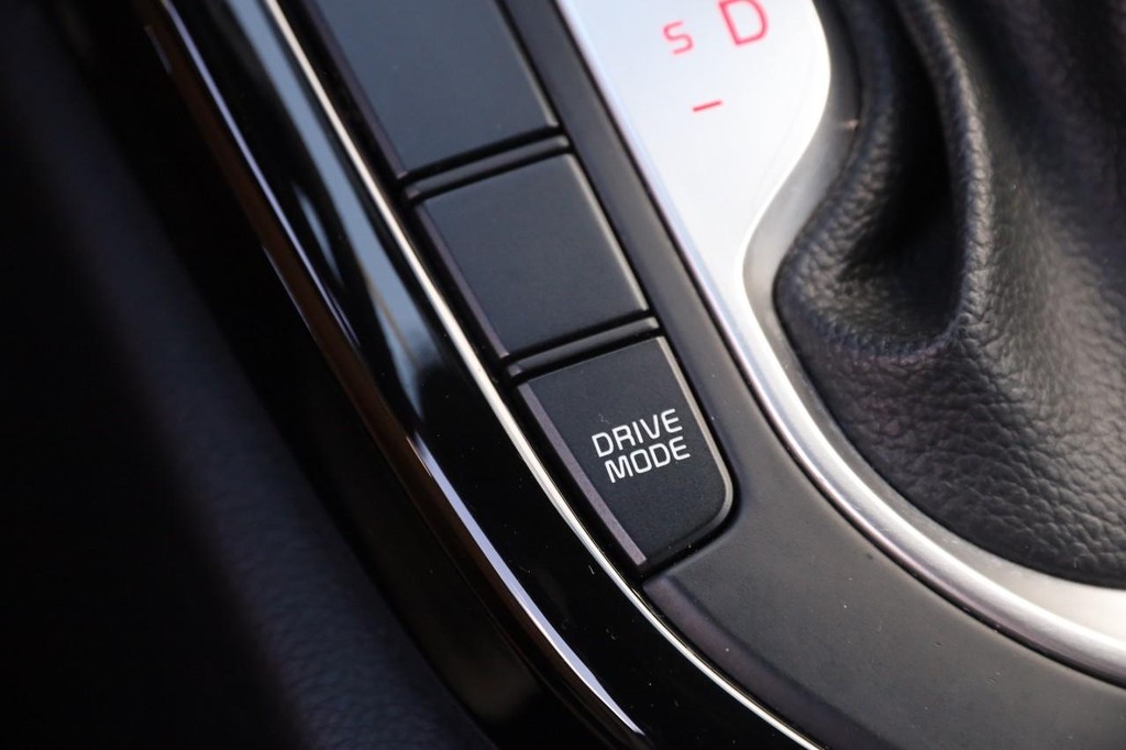 Kia Forte Vehicle Full-screen Gallery Image 20