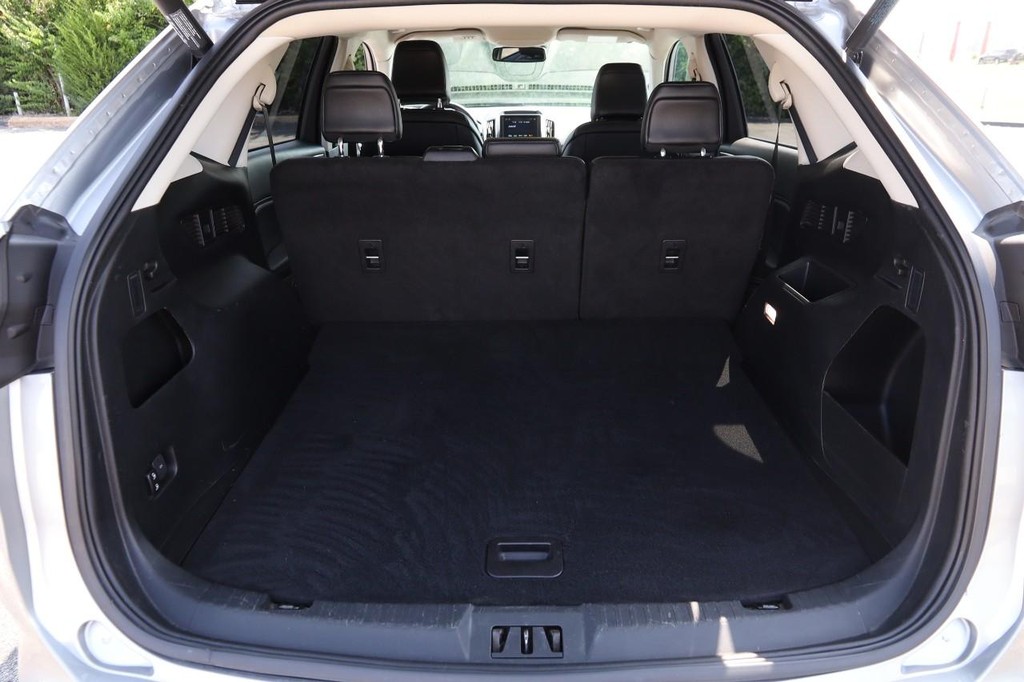 Ford Edge Vehicle Full-screen Gallery Image 07