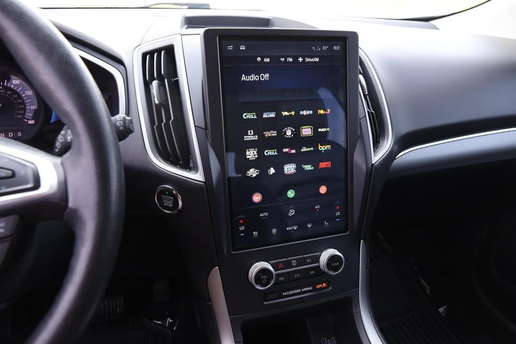 Ford Edge Vehicle Full-screen Gallery Image 16