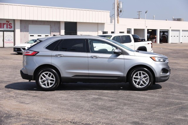 Ford Edge Vehicle Full-screen Gallery Image 5