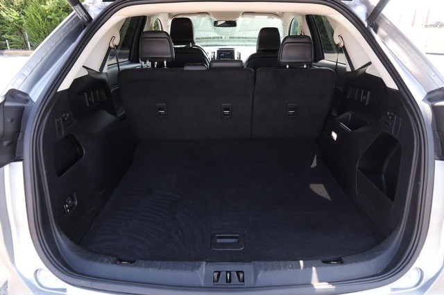 Ford Edge Vehicle Full-screen Gallery Image 7