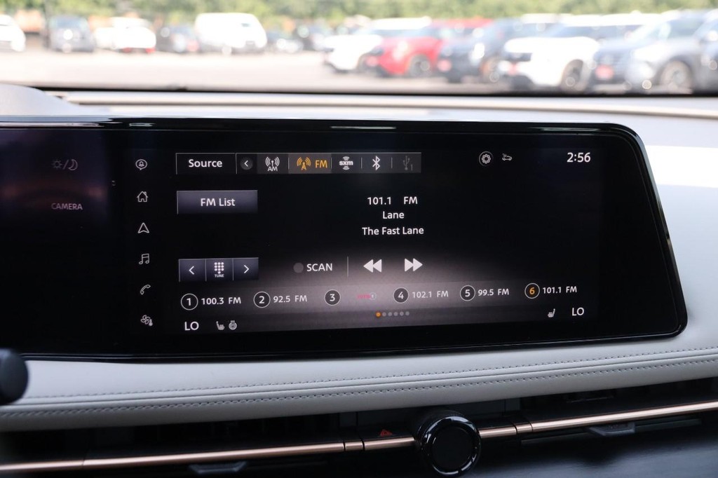 Nissan ARIYA Vehicle Image 16