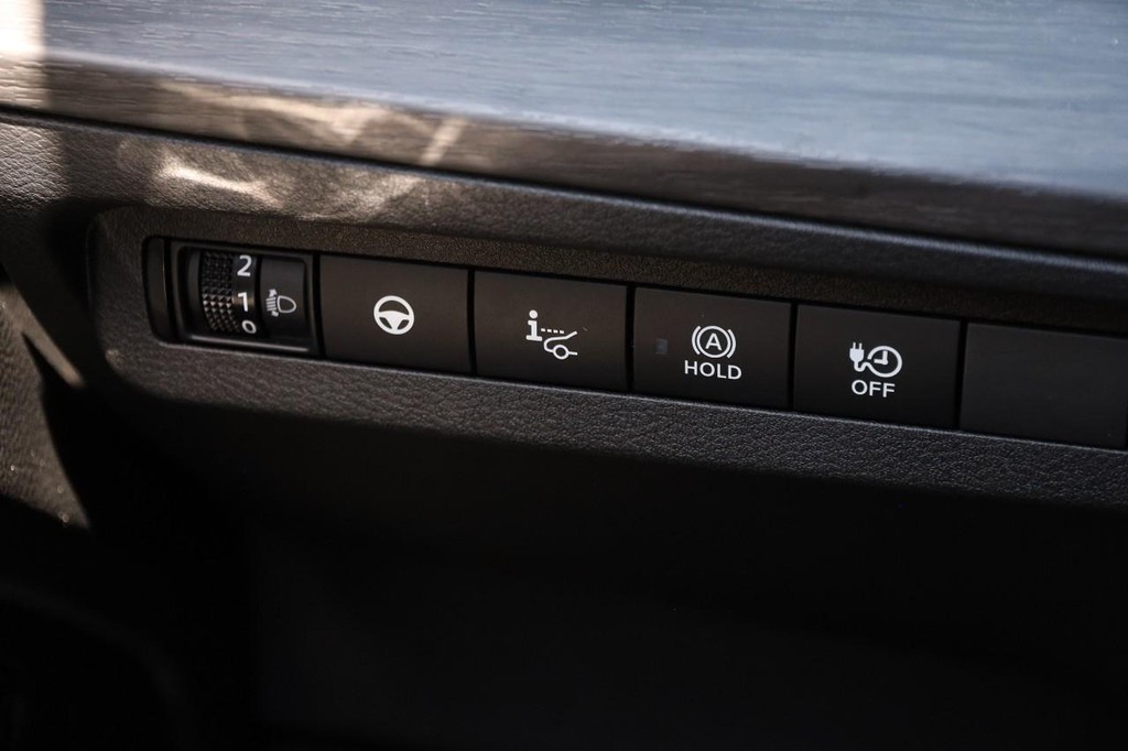 Nissan ARIYA Vehicle Image 20