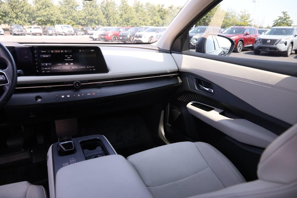 Nissan ARIYA Vehicle Image 27