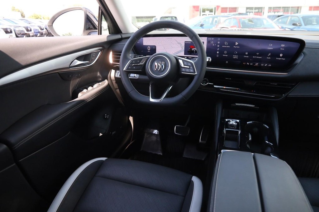 Buick Envision Vehicle Image 25