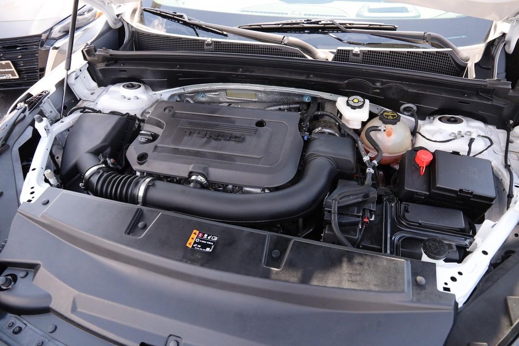 Buick Envision Vehicle Image 30