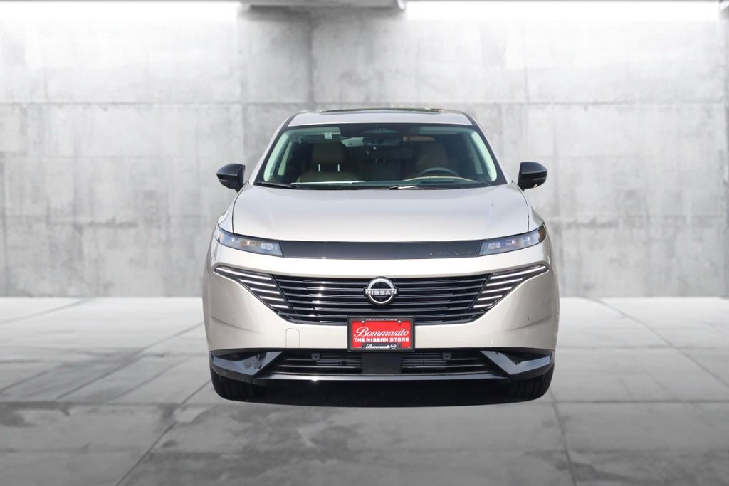 Nissan Murano Vehicle Full-screen Gallery Image 4