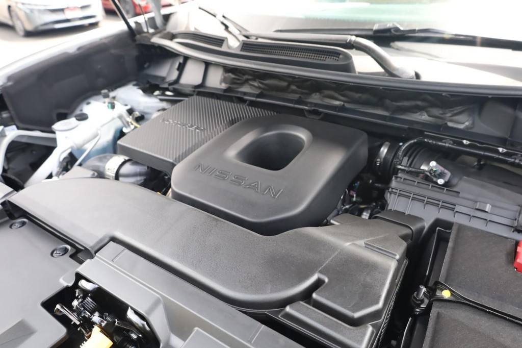 Nissan Murano Vehicle Full-screen Gallery Image 25