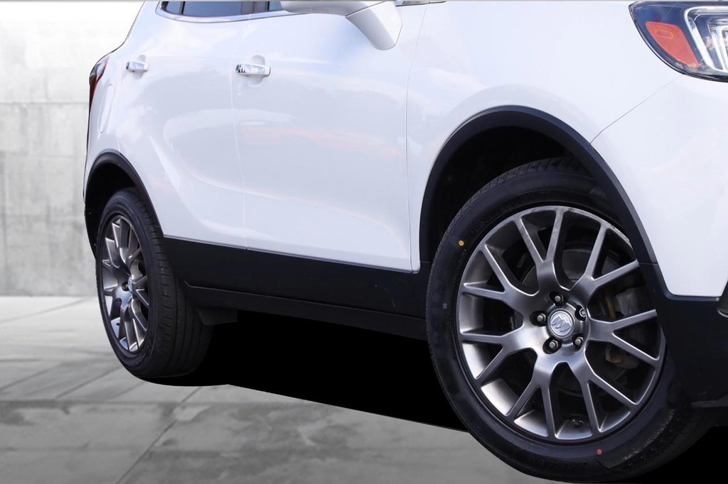 Buick Encore Vehicle Image 03