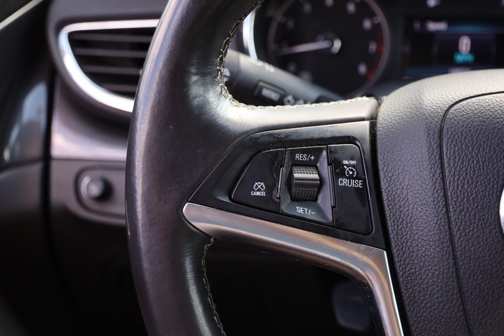 Buick Encore Vehicle Image 11