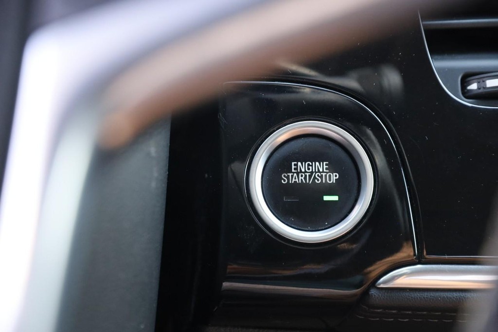 Buick Encore Vehicle Image 14