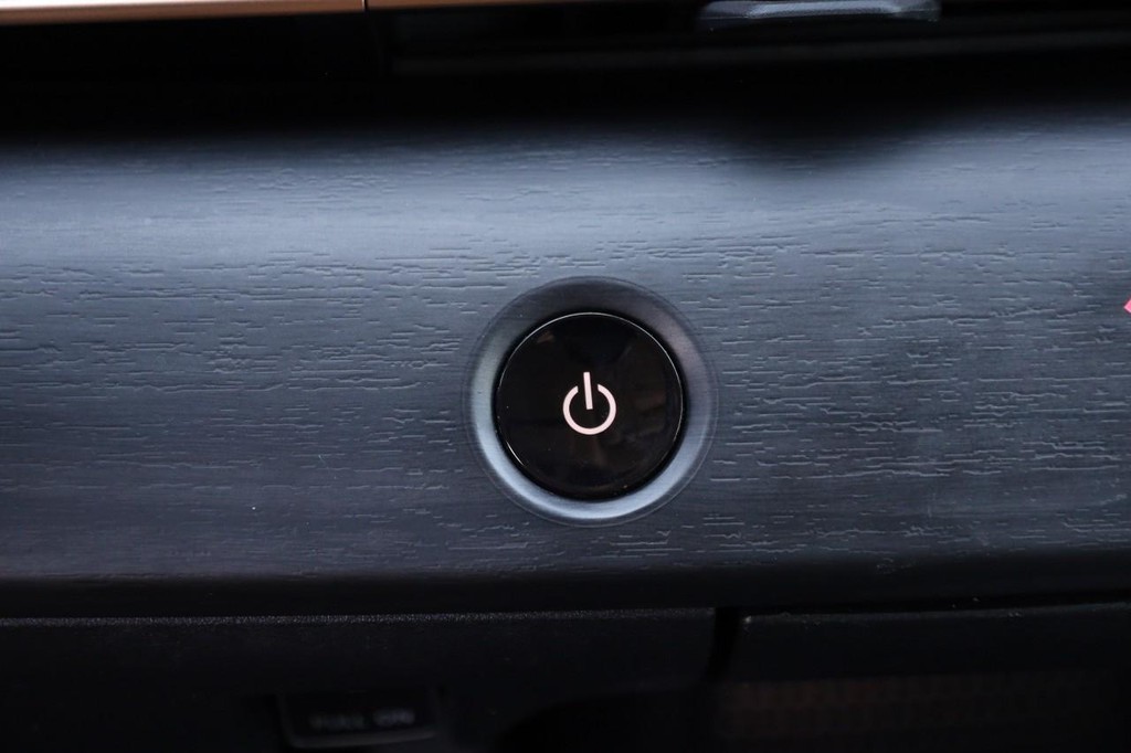 Nissan ARIYA Vehicle Image 14