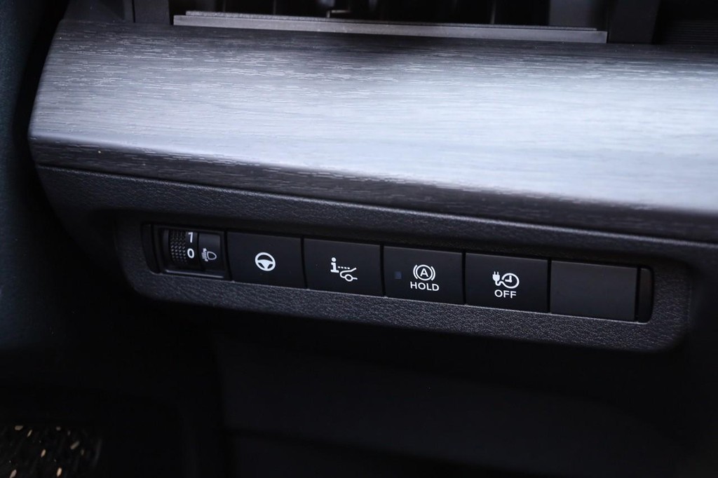 Nissan ARIYA Vehicle Image 20