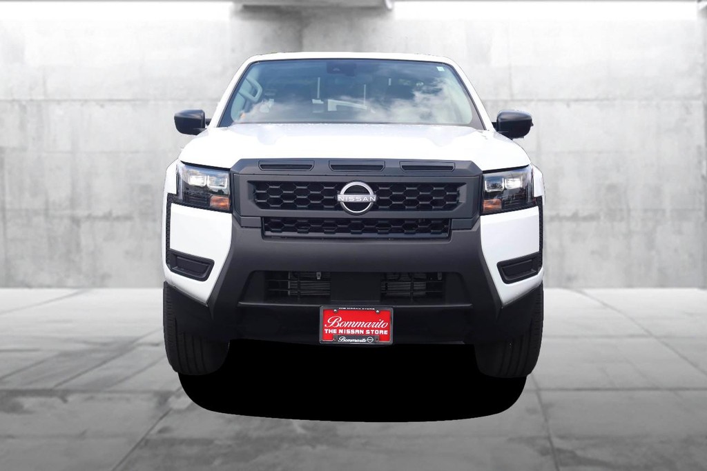 Nissan Frontier Vehicle Image 04