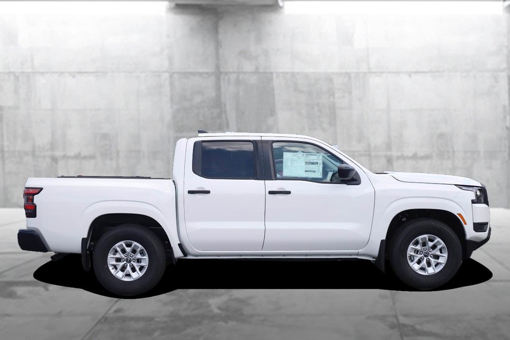 Nissan Frontier Vehicle Image 05