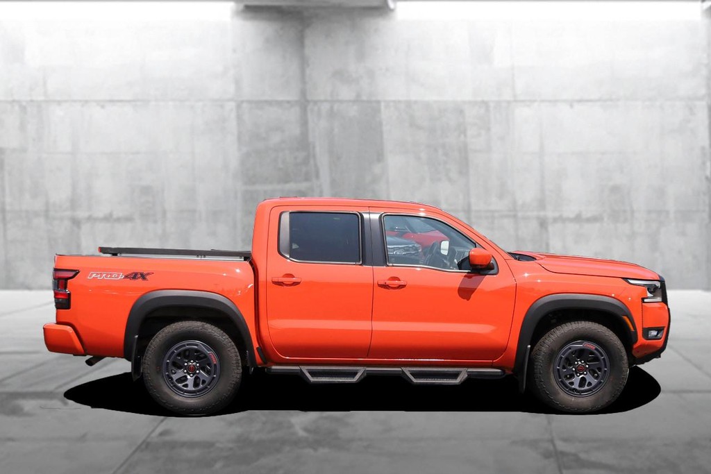 Nissan Frontier Vehicle Image 05