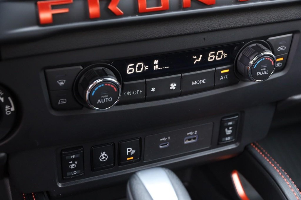 Nissan Frontier Vehicle Image 19