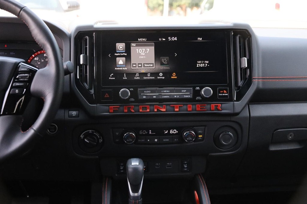 Nissan Frontier Vehicle Image 27