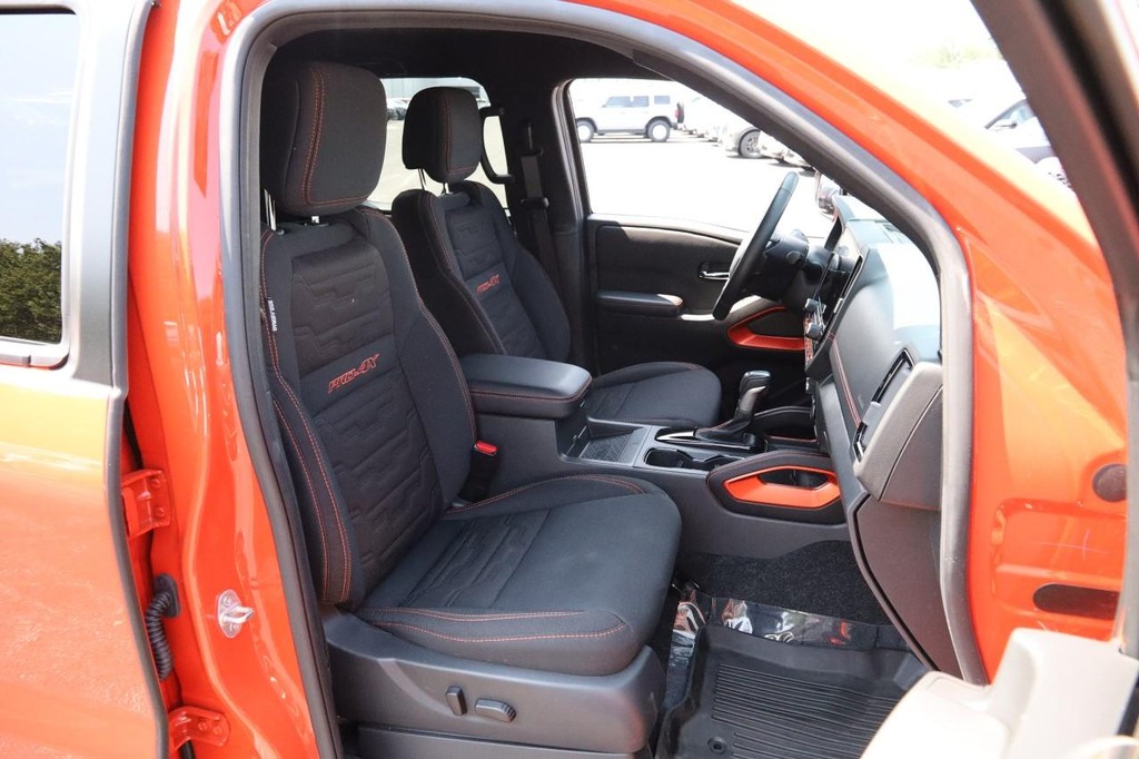 Nissan Frontier Vehicle Image 29