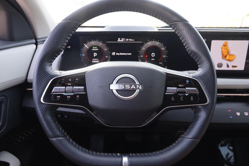 Nissan Ariya Vehicle Image 09