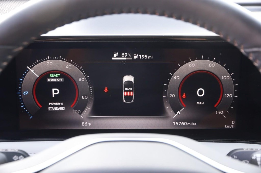 Nissan Ariya Vehicle Image 12