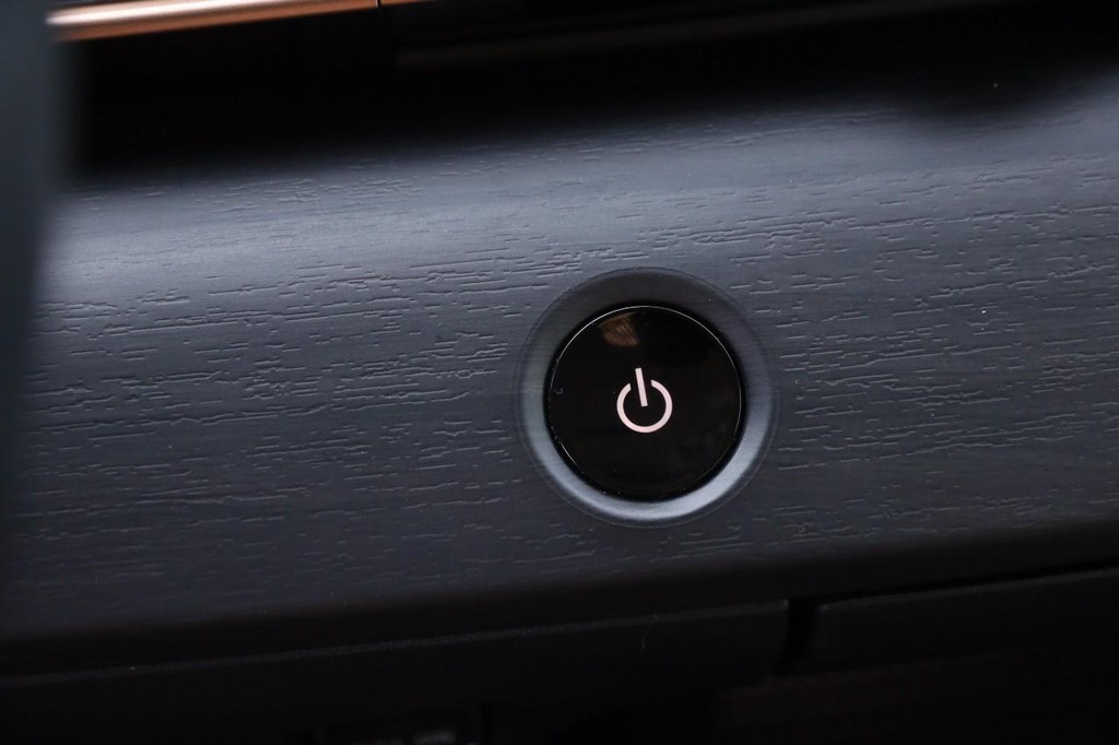 Nissan Ariya Vehicle Image 13