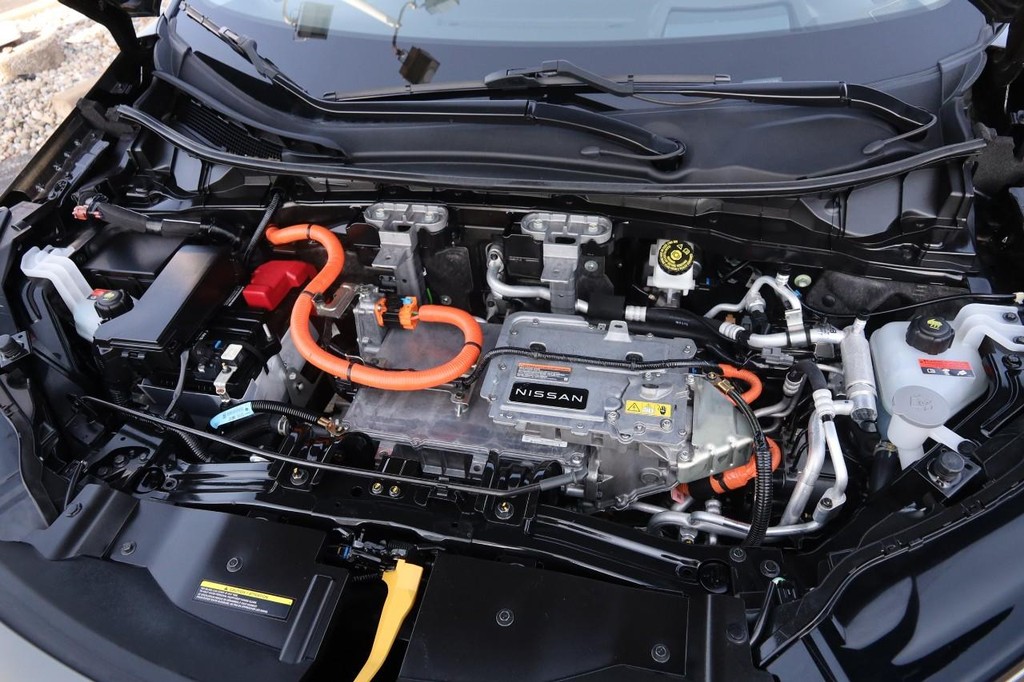 Nissan Ariya Vehicle Image 26