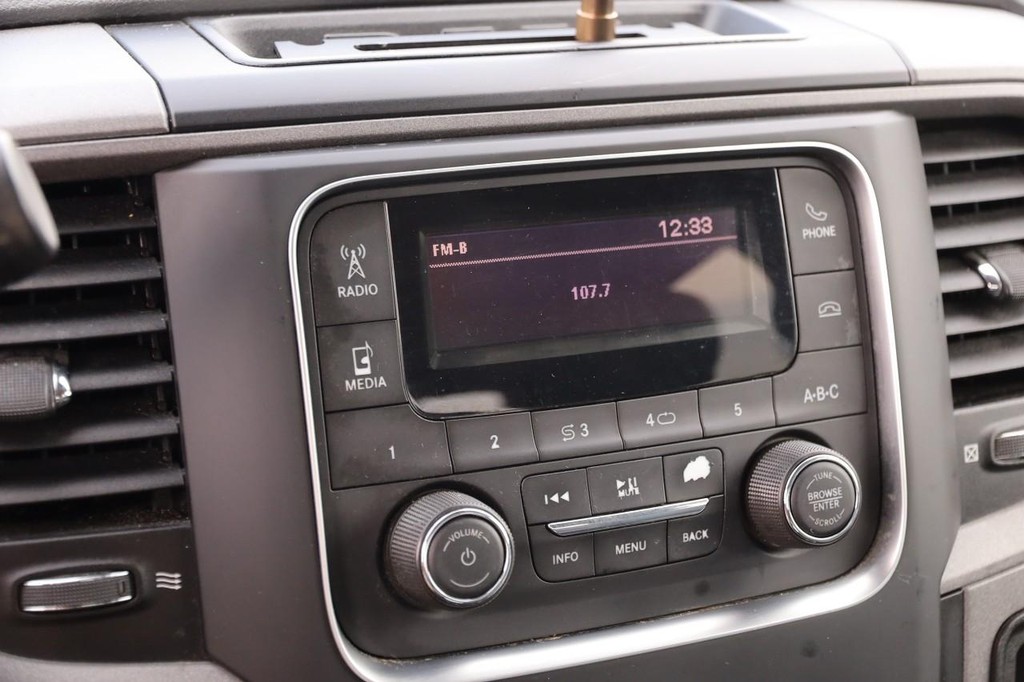 Ram 2500 Vehicle Image 16