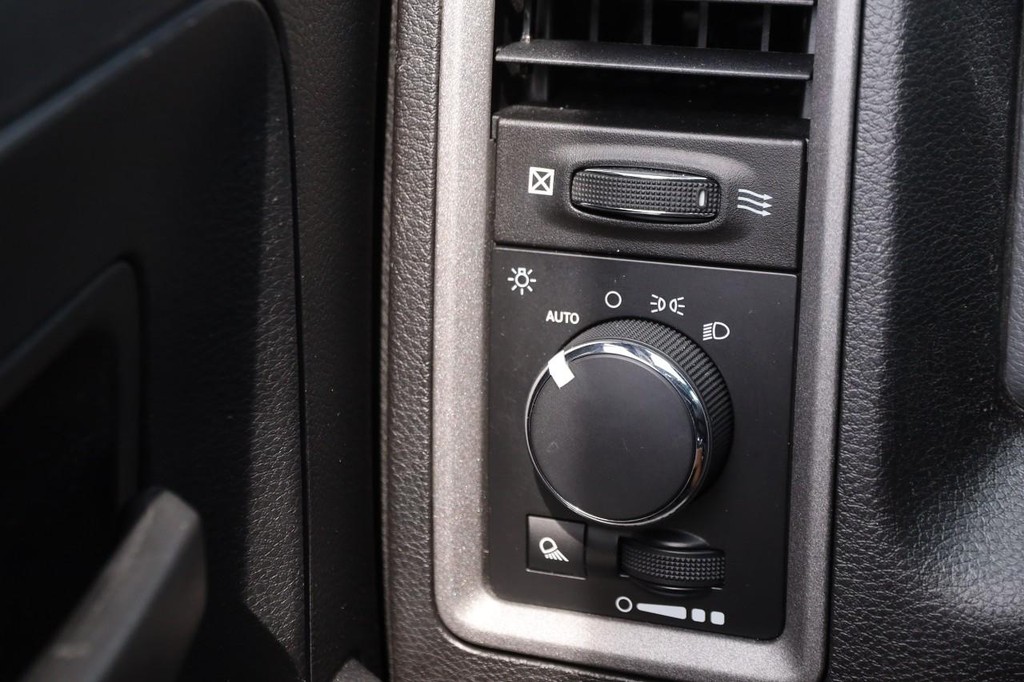 Ram 2500 Vehicle Image 19