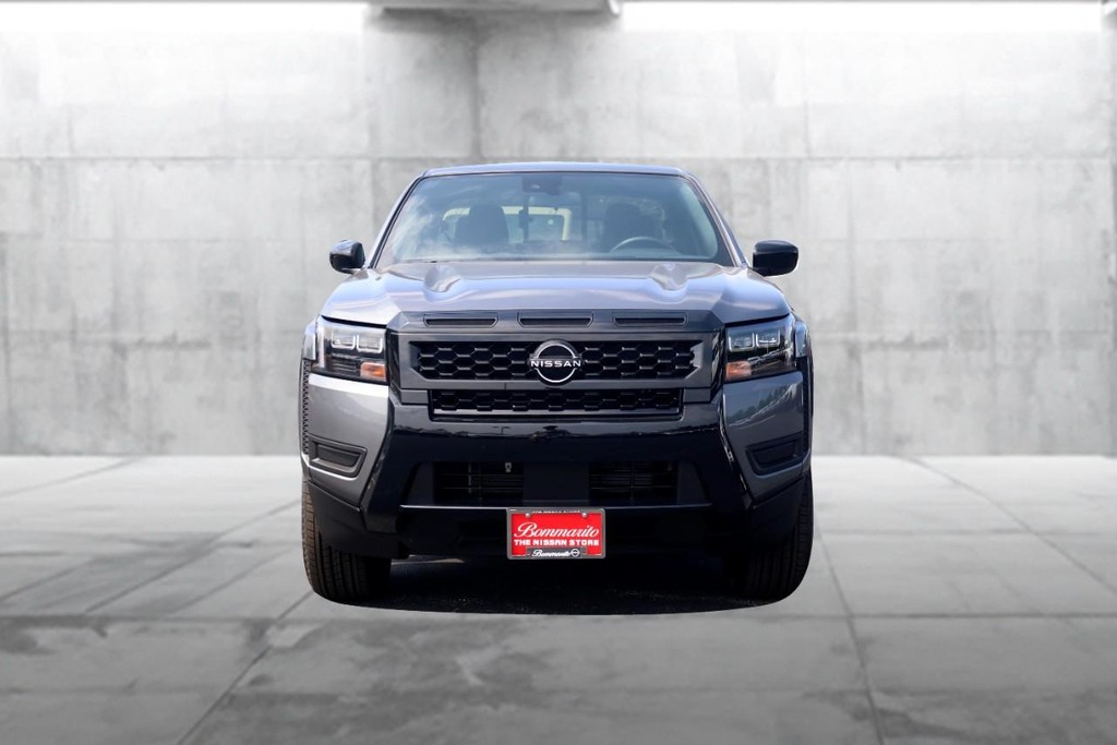 Nissan Frontier Vehicle Image 04