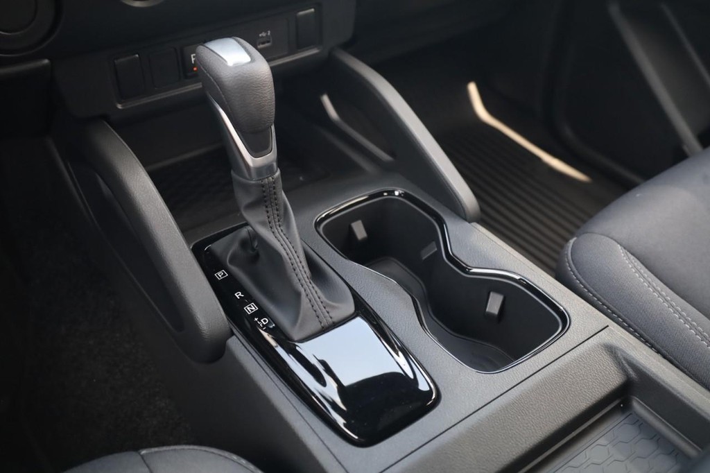 Nissan Frontier Vehicle Image 20