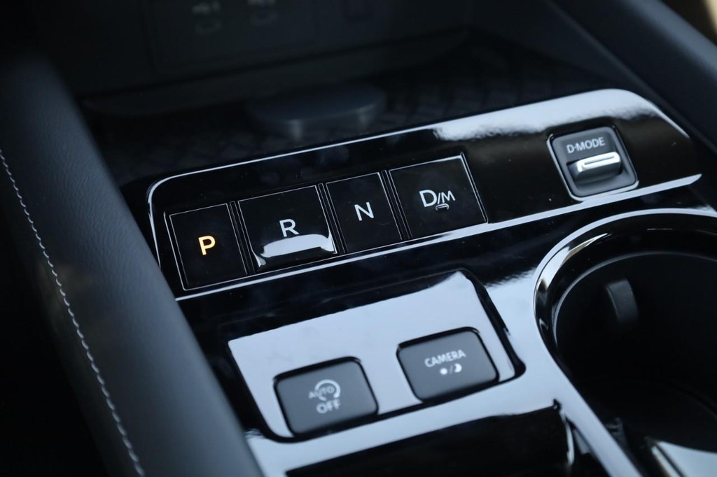 Nissan Murano Vehicle Image 19