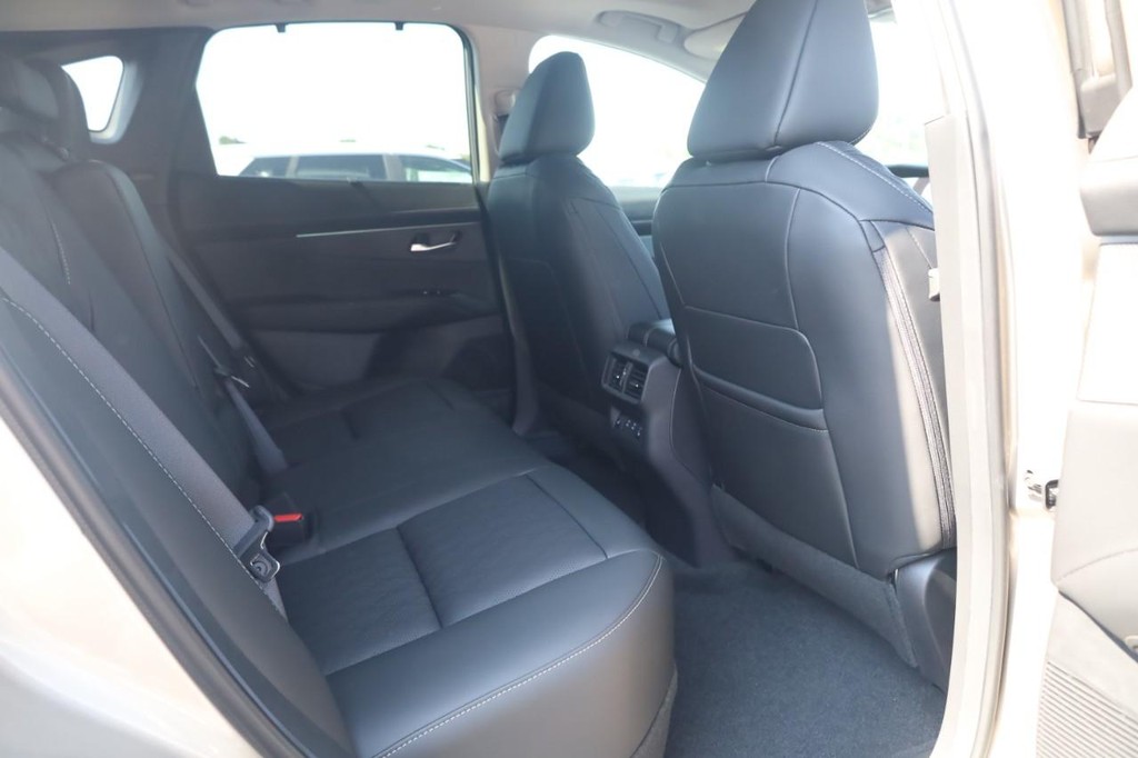 Nissan Murano Vehicle Image 22
