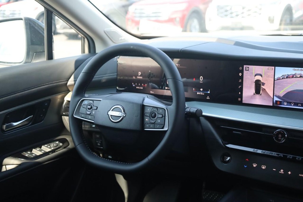 Nissan Murano Vehicle Image 25
