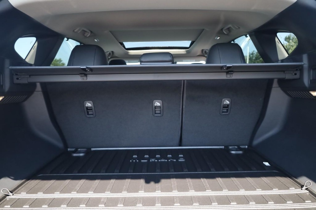Nissan Murano Vehicle Image 27