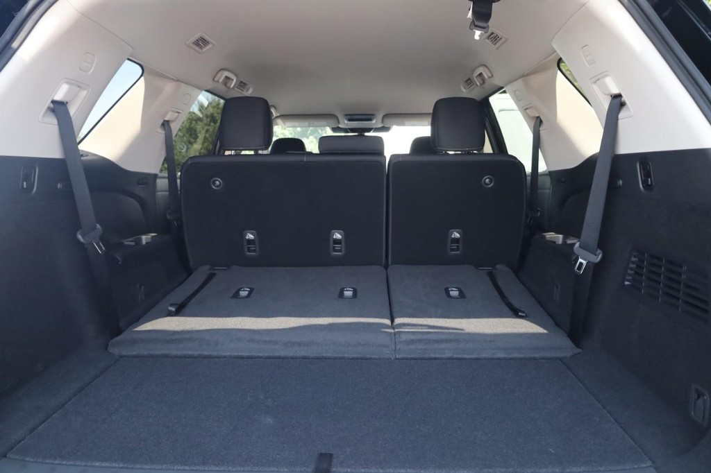 Nissan Pathfinder Vehicle Image 26