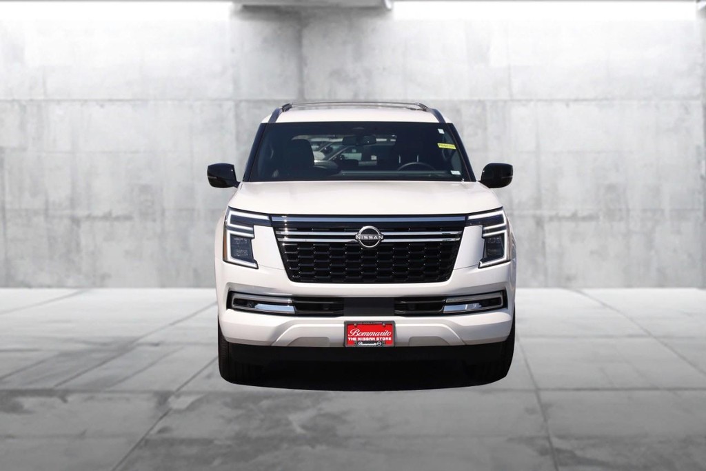 Nissan Armada Vehicle Image 04