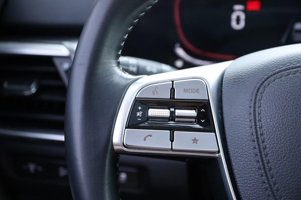 Kia Telluride Vehicle Full-screen Gallery Image 14