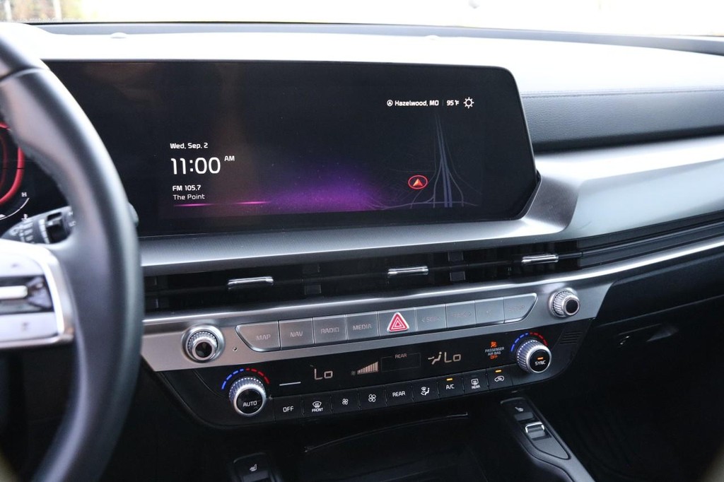 Kia Telluride Vehicle Full-screen Gallery Image 18