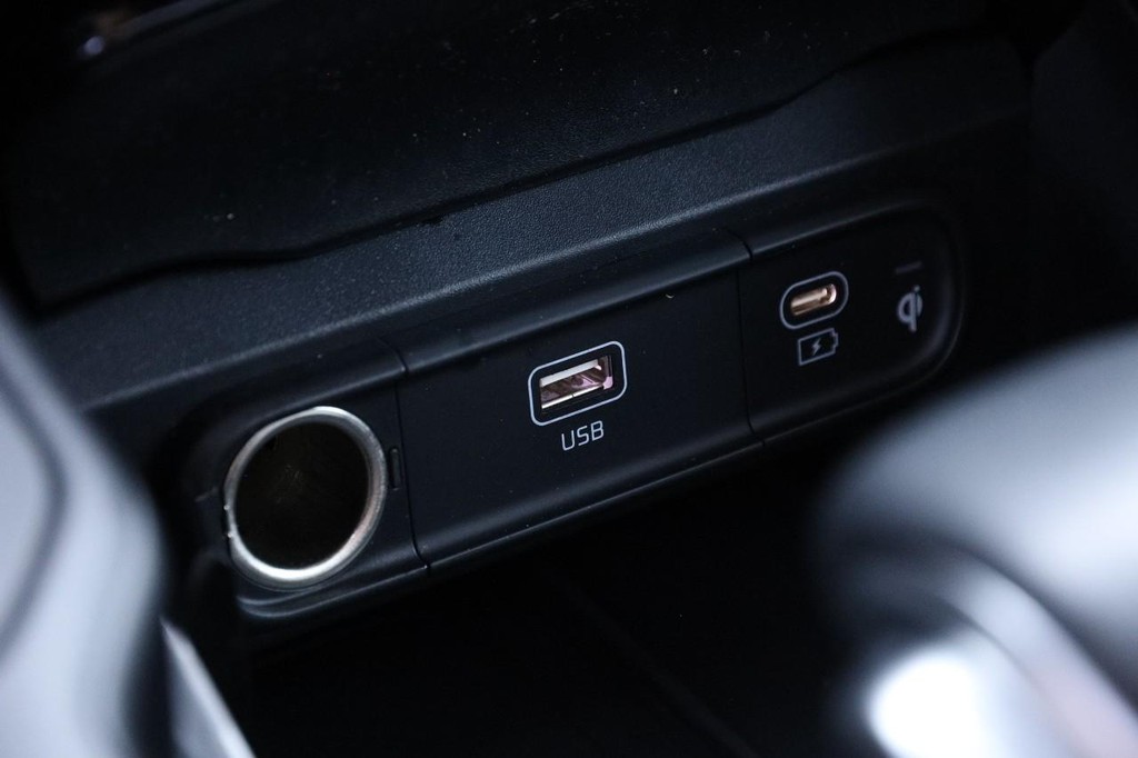 Kia Telluride Vehicle Full-screen Gallery Image 23