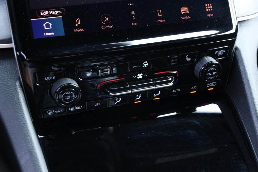 Jeep Grand Cherokee 4xe Vehicle Full-screen Gallery Image 20