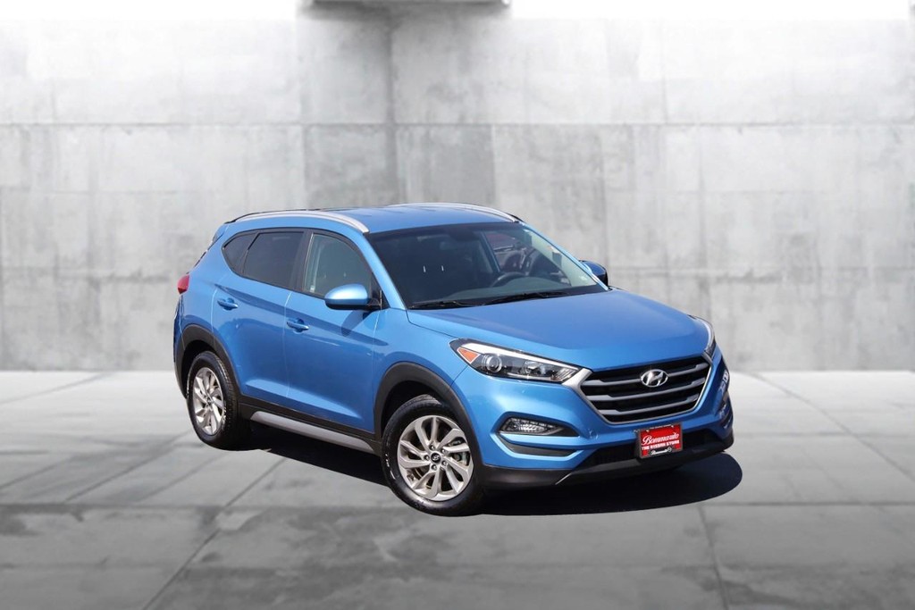 Hyundai Tucson Vehicle Full-screen Gallery Image 02