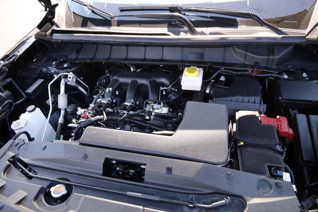 Nissan Pathfinder Vehicle Image 30
